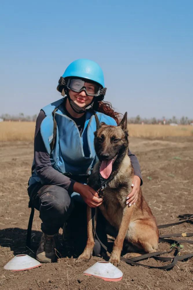 Minehund Amund Ukraina Smarthotel