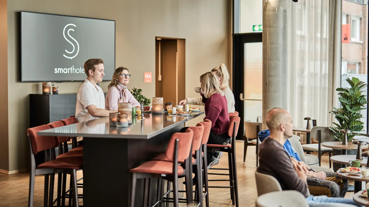 Lobby and social area Smarthotel Bodø